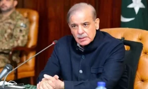 ہم ایٹمی طاقت ہیں، روز روز قرض کی درخواستوں سے اہمیت کم ہوتی ہے، وزیر اعظم