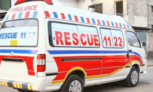 بیٹی کو اغوا سے بچانے کی کوشش میں باپ بیٹے سمیت قتل