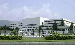 Govt eyeing first week of Ocotber for passage of constitutional amendment