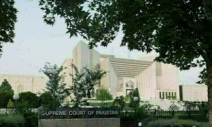 سپریم کورٹ نے آرٹیکل 63 اے نظر ثانی کیس کا فیصلہ کالعدم قرار دے دیا، پارٹی ہدایت کیخلاف ووٹ شمار ہوگا