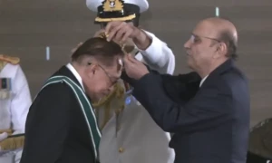 ملائیشیا کے وزیراعظم کو نشانِ پاکستان کے اعزاز سے نواز دیا گیا