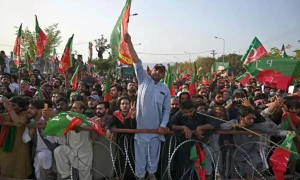 پی ٹی آئی نے حکومت کو ڈی چوک پر احتجاج مؤخر کرنے کی مشروط پیشکش کردی
