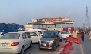 Lahore entry-exit points blocked due to Islamabad protests