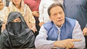 عمران خان کی اہلیہ بشریٰ بی بی کو آئندہ 14 روز کیلئے بڑا ریلیف مل گیا