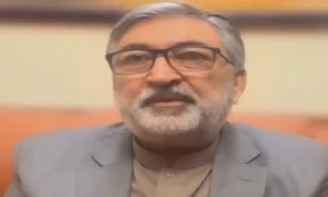 آئینی بینچز کی تشکیل اور چیف جسٹس کی تعیناتی: حکومت نے جے یو آئی کی پیٹھ میں چھرا کیسے گھونپا؟