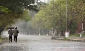 پنجاب کے بیشتر اضلاع میں کل شام سے ہلکی بارشوں کی پیشگوئی