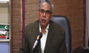 اسموگ کیلئے دھواں دینے والی گاڑیاں بند کرنا ہونگی ، ماہر ماحولیات