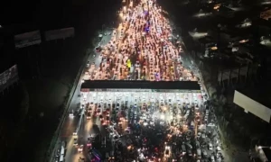 Day 2 of PTI march: Central convoy reaches 26 Number Chowrangi
