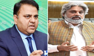 چند دنوں میں حالات بدل سکتے، حامد رضا، خان دو نکات پر بات چیت کا کہہ رہے ہیں، فواد چوہدری