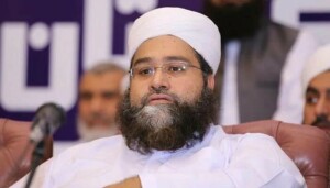 مدارس رجسٹریشن پر علامہ طاہر اشرفی مولانا فضل الرحمان کے سامنے آگئے