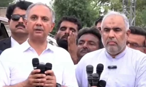 حکومت سے مذاکرات تب ہی ہوں گے جب وہ راضی ہوگی، اسد قیصر نے واضح کردیا