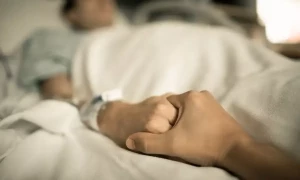 موت کے قریب شخص میں ظاہر ہونے والی خوفناک نشانیاں کیا ہیں؟ لازمی جانئے