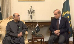صدر، وزیراعظم کا قانونی امور پر تمام سیاسی اسٹیک ہولڈرز کی مشاورت سے آگے بڑھنے کا فیصلہ