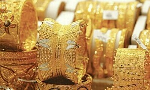 پاکستان میں سونے کی قیمت میں پھر کمی ہوگئی
