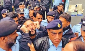 9 مئی حملے: حسان نیازی اور سابق بریگیڈیئر سمیت مزید 60 افراد کو فوجی عدالتوں سے سزائیں