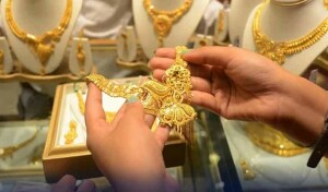 ملک میں سونے کی قیمت میں کمی، فی تولہ سونا کتنے کا ہوگیا؟