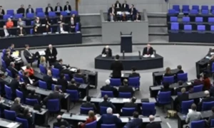 جرمنی: حکومتی اتحاد ٹوٹ گیا، صدر نے پارلیمنٹ تحلیل کردی