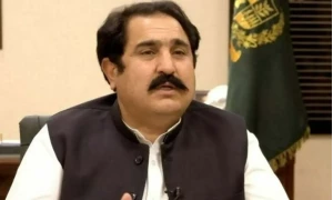 ضمانت دیتا ہوں قبائلی عمائدین کرم کا مسئلہ حل کرنے کیلیے تیار ہیں، سابق وزیر