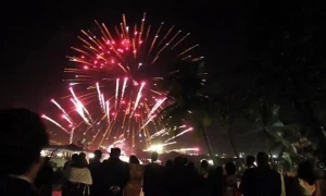 پاکستان میں سال 2025 کی پُرامید شروعات، ملک بھر میں جشن، کراچی میں ہوائی فائرنگ سے 25 زخمی