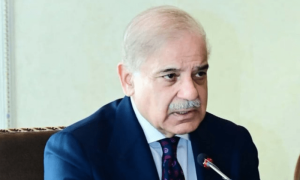 شہباز شریف کے دورہ جاپان کے دوران شہریوں کا عجیب احتجاج، وزیر اعظم پریشان رہ گئے