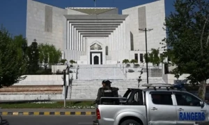 سپریم کورٹ کے فیصلے سے کلبھوشن جیسے جاسوس کا بھی خصوصی کورٹس میں ٹرائل نہیں چل سکتا، وکیل وزارت دفاع