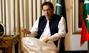 عمران خان کی ہدایت پر پی ٹی آئی کا اپنے تین مرکزی رہنماؤں کے خلاف کارروائی