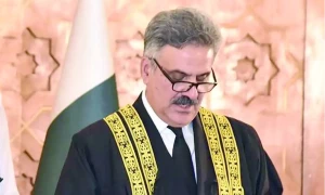 چیف جسٹس بننے کا فیصلہ اتنی جلدی ہوا میں حلف برداری کا نیا سوٹ بھی نہیں خرید سکا، جسٹس یحییٰ آفریدی