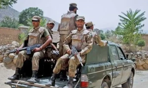 سکیورٹی فورسز کے دو الگ الگ آپریشنز میں 8 خوارج ہلاک