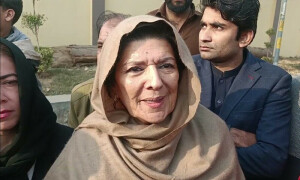 190 ملین پاؤنڈ کیس: علیمہ خان نے ملبہ آصف زرداری اور نواز شریف پر ڈال دیا