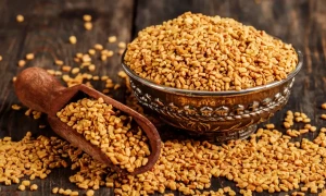 بالوں کی بہتر نشوونما کے لیے تیل میں میتھی دانہ کیسے استعمال کیا جائے؟