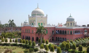 جامعہ اشرفیہ کا القادر ٹرسٹ کیس میں پی ٹی آئی کے کردار پر تشویش کا اظہار