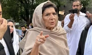 جج صاحب سے بہتر ہمیں سزا کا پتا تھا، فیصلے لکھے ہوئے آتے ہیں اور ان کو سنا دیا جاتا ہے، علیمہ خان