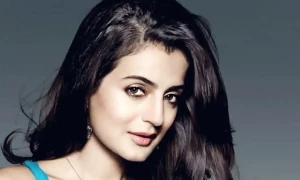 &rsquo;کہو نا پیار ہے&lsquo; کی ریلیز کے بعد مداح مجھے خون سے خط لکھتے تھے، امیشا پٹیل