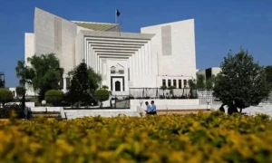 بینچز اختیارات کا کیس مقرر نہ ہونے پر جسٹس منصور، جسٹس عائشہ اور جسٹس عقیل عباسی کا چیف جسٹس کو خط