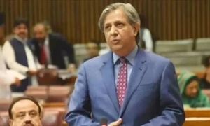 قانون سازی ہمارا کام ہے، عدلیہ مداخلت نہ کرے، وزیر قانون