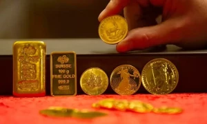 سونے کی قیمتوں میں کمی، فی تولہ 900 روپے سستا