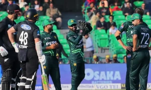 سہ فریقی کرکٹ سیریز؛ نیوزی لینڈ نے پاکستان کو 78 رنز سے ہرادیا