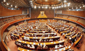 اسپیکر قومی اسمبلی نے گرفتار پی ٹی آئی رکن میاں غوث کے پروڈکشن آرڈر جاری کردیے