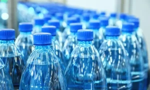پانی کی بوتلوں پر لگے ڈھکن کے الگ الگ رنگوں کا کیا مطلب ہے؟