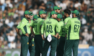 چیمپئینز ٹرافی کے افتتاحی میچ میں شکست، پاکستان اب سیمی فائنل میں کیسے پہنچ سکتا ہے؟