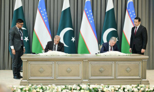 پاکستان، ازبکستان کا تجارت 2 ارب ڈالر تک لانے کا فیصلہ، مفاہمتی یاد داشتوں اور معاہدوں پر دستخط
