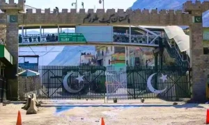 طورخم بارڈر پر پاکستان اور افغان فورسز کے درمیان فائرنگ، ٹرک ڈرائیور دل کا دورہ پڑنے سے جاں بحق