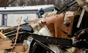 At least 40 killed in weekend US tornadoes