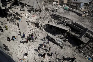 Israeli strikes kill over 400 in Gaza, say Palestinians, ceasefire on brink