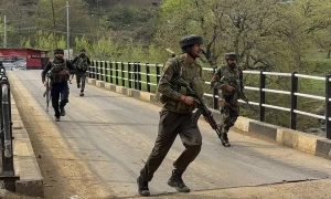 کشمیری صحافی کا بھارتی سیکیورٹی سسٹم پر سوال: &rsquo;کیا پہلگام حملہ اندرونی سازش کا نتیجہ؟&lsquo;