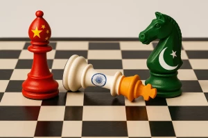 Indian finds itself trapped in “3.5-front war”