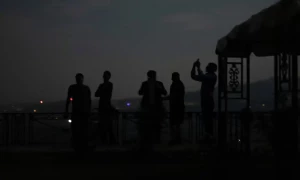 Violations reported after India and Pakistan agree to ceasefire