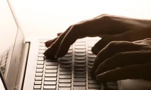 سائبر حملے کے بعد اپنی ذاتی معلومات کو کیسے محفوظ بنائیں؟