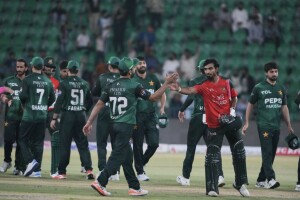 پاکستان نے دوسرے ٹی 20 میں بنگلہ دیش کو شکست دے کر سیریز جیت لی