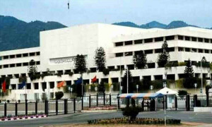 چیئرمین سینیٹ اوراسپیکر قومی اسمبلی کی تنخواہ میں اضافہ کر دیا گیا